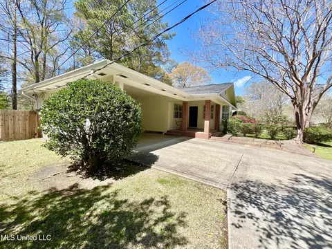 Exterior - 4245 Berlin Dr, Jackson, MS 39211 photo 7 of 11