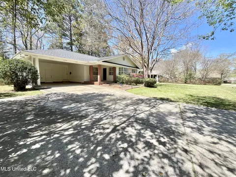 Exterior - 4245 Berlin Dr, Jackson, MS 39211 photo 8 of 11