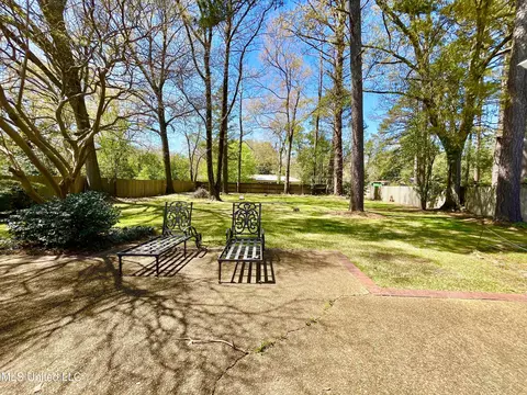 Exterior - 4245 Berlin Dr, Jackson, MS 39211 photo 10 of 11