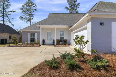 115 Lakecrest Dr, Madison, MS 39110 photo 6