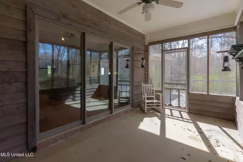Exterior - 224 Chestnut Dr, Clinton, MS 39056 photo 12 of 25