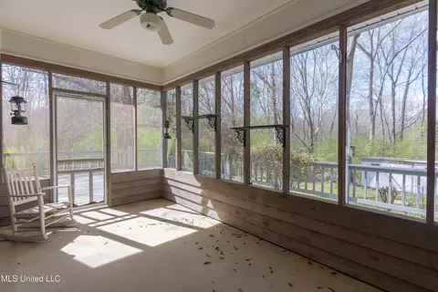 Exterior - 224 Chestnut Dr, Clinton, MS 39056 photo 11 of 25