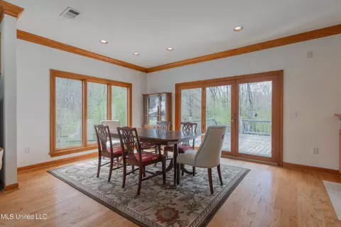 Dining - 224 Chestnut Dr, Clinton, MS 39056 photo 1 of 6