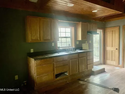 Kitchen - 19 E Wire East Rd, Perkinston, MS 39573 photo 1 of 1