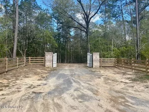 21826 W Wortham Rd, Saucier, MS 39574 photo 3