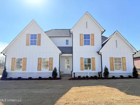 3181 Autumn Wind Dr, Hernando, MS 38632