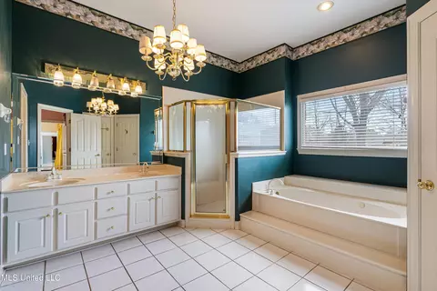 7847 Windersgate Cir, Olive Branch, MS 38654 photo 17