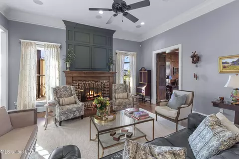 Living - 106 Chestnut Hill Rd, Flora, MS 39071 photo 2 of 4