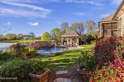 Exterior - 106 Chestnut Hill Rd, Flora, MS 39071 photo 18 of 28