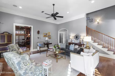 Living - 106 Chestnut Hill Rd, Flora, MS 39071 photo 1 of 4