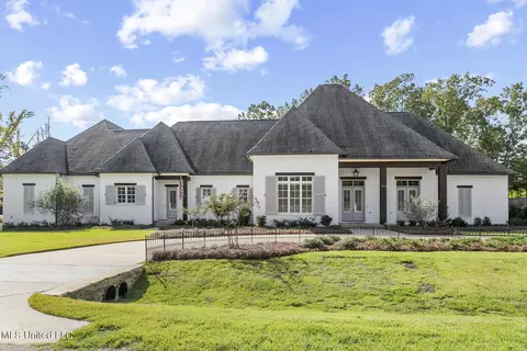 201 Hidden Creek Cir, Ridgeland, MS 39157