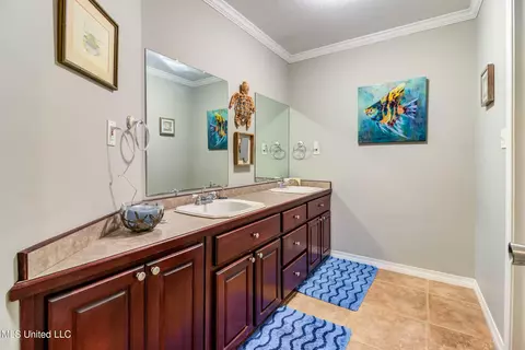 Bath - 14105 E Parker Rd, Vancleave, MS 39565 photo 4 of 5