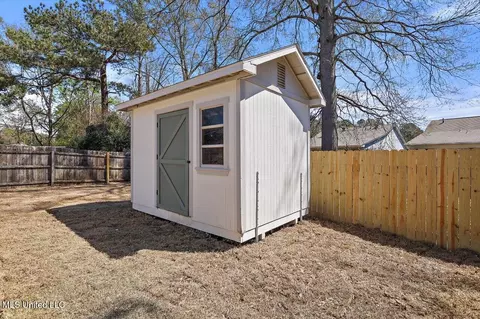 Exterior - 3525 Patterson Dr, Pearl, MS 39208 photo 3 of 3