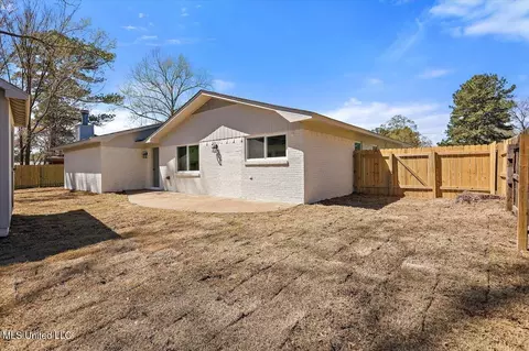 Exterior - 3525 Patterson Dr, Pearl, MS 39208 photo 1 of 3