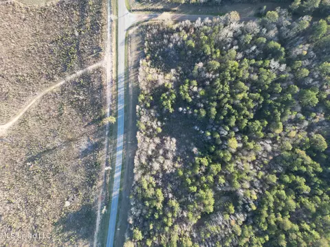 SE Vail Ln Lane, Ruth, MS 39662 photo 4