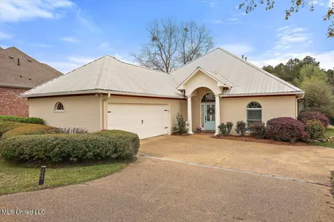 108 Charleston Ln, Madison, MS 39110