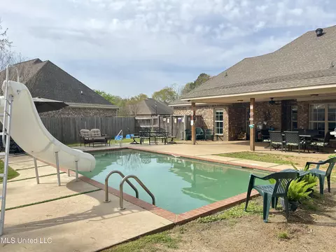 Exterior - 408 Bridgestone Pl, Florence, MS 39073 photo 3 of 25