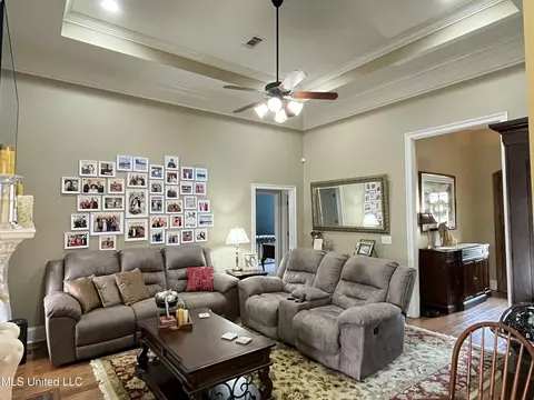 Living - 408 Bridgestone Pl, Florence, MS 39073 photo 2 of 2
