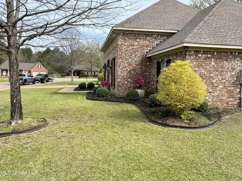 Exterior - 408 Bridgestone Pl, Florence, MS 39073 photo 8 of 25