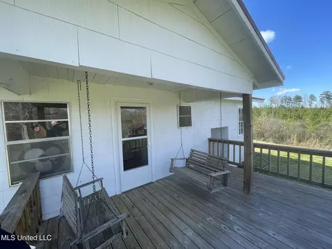 Exterior - 388 Delancey Rd, Braxton, MS 39044 photo 3 of 9