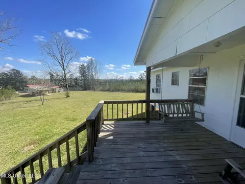 Exterior - 388 Delancey Rd, Braxton, MS 39044 photo 6 of 9