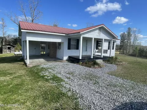 Exterior - 388 Delancey Rd, Braxton, MS 39044 photo 2 of 9