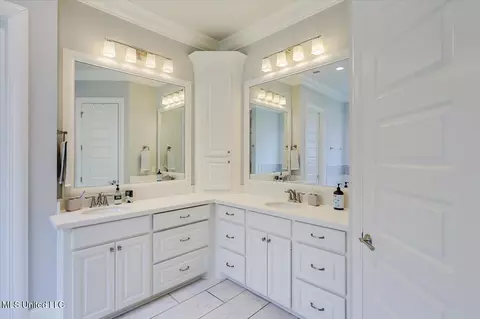 Bath - 105 Camden Trl, Madison, MS 39110 photo 1 of 6