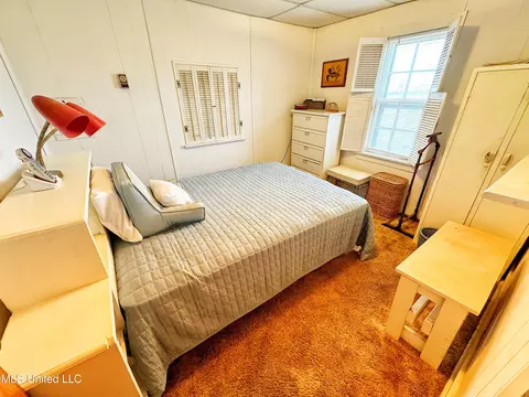 Bedroom - 445 Lake Dr, Dundee, MS 38626 photo 1 of 4