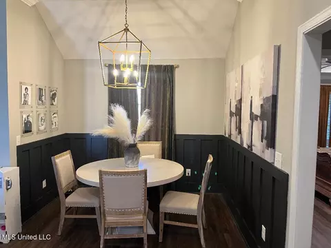 Dining - 606 Silver Cv, Pearl, MS 39208 photo 1 of 1