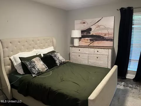 Bedroom - 606 Silver Cv, Pearl, MS 39208 photo 4 of 4
