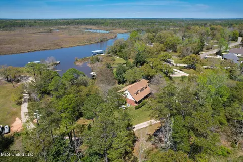 View/Area - 10242 Webb Ln, Biloxi, MS 39532 photo 7 of 8
