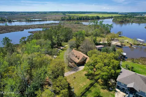 View/Area - 10242 Webb Ln, Biloxi, MS 39532 photo 4 of 8