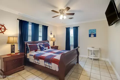 Bedroom - 121 E Second St, Long Beach, MS 39560 photo 3 of 6