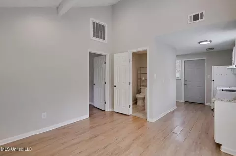 Entry Way - 4803 Old Jackson Rd, Terry, MS 39170 photo 2 of 2