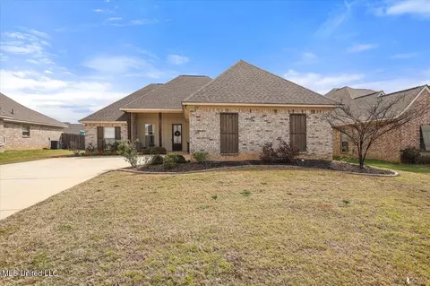 314 Buttonwood Ln, Canton, MS 39046