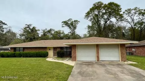 520 Mockingbird Dr, Long Beach, MS 39560 photo 3