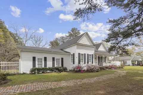 810 N Maple Dr, Braxton, MS 39044 photo 3