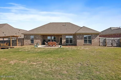 Exterior - 210 Buttonwood Ln, Canton, MS 39046 photo 6 of 6