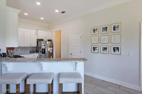 Kitchen - 210 Buttonwood Ln, Canton, MS 39046 photo 1 of 4