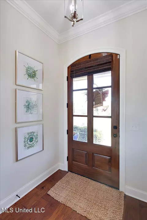 Entry Way - 210 Buttonwood Ln, Canton, MS 39046 photo 1 of 2