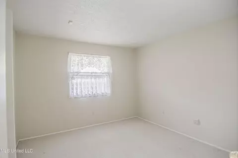 Bedroom - 5175 Reddoch Dr, Jackson, MS 39211 photo 4 of 8