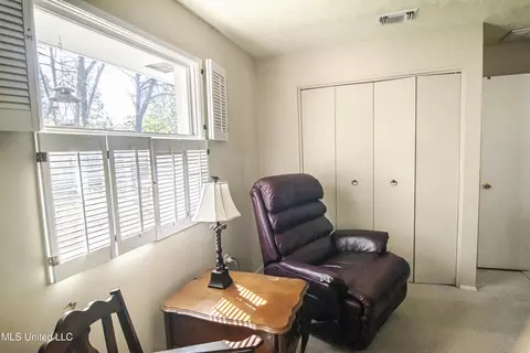 Other - 5175 Reddoch Dr, Jackson, MS 39211 photo 4 of 6