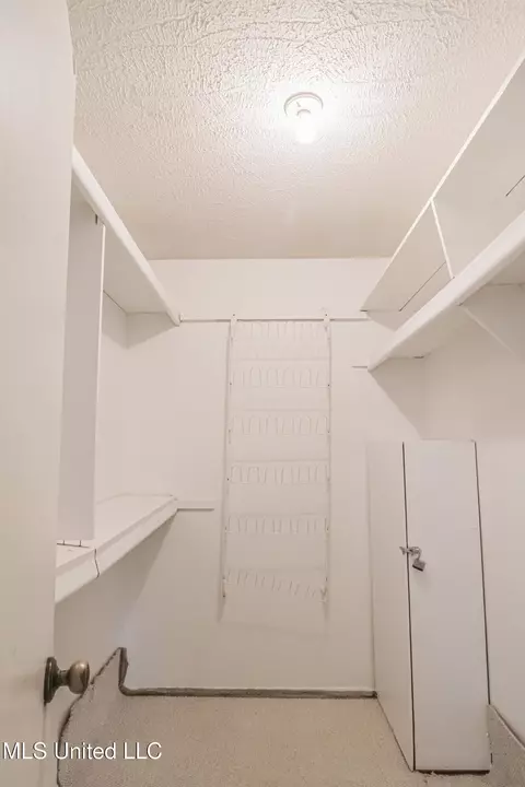 Other - 5175 Reddoch Dr, Jackson, MS 39211 photo 2 of 6