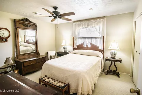 Bedroom - 5175 Reddoch Dr, Jackson, MS 39211 photo 1 of 8
