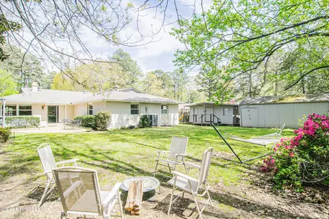 Exterior - 5175 Reddoch Dr, Jackson, MS 39211 photo 5 of 9