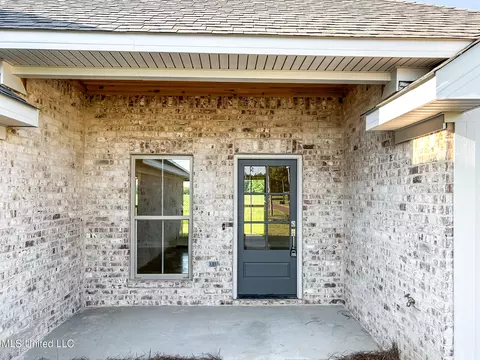 126 Jody Dr, Canton, MS 39046 photo 2