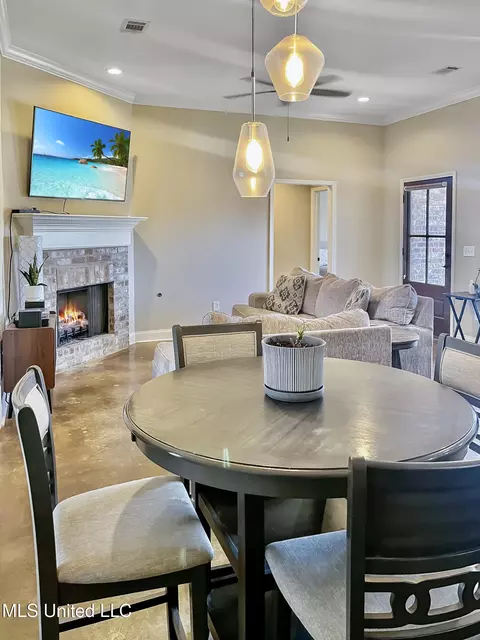 Dining - 973 Filmore Dr, Brandon, MS 39042 photo 3 of 3