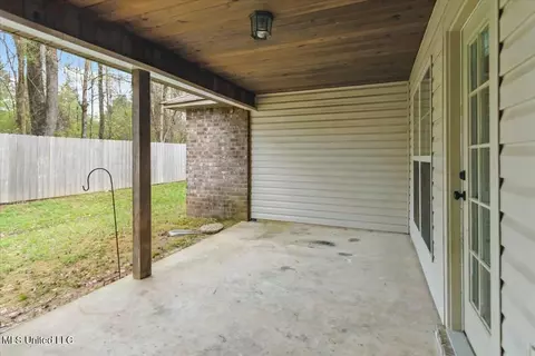 Exterior - 626 Lexington Dr, Florence, MS 39073 photo 3 of 5