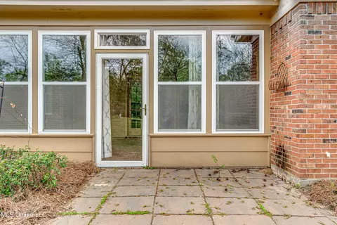 Exterior - 110 E Sunset Dr, Brandon, MS 39042 photo 14 of 14