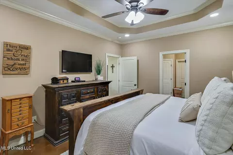 Bedroom - 908 Caitlin Cv, Brandon, MS 39047 photo 2 of 4